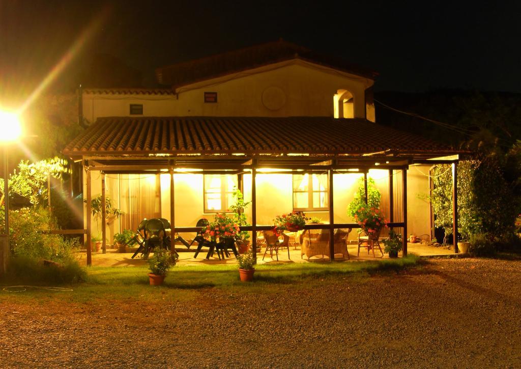 Agriturismo Satanca Villa Arbus Exteriör bild